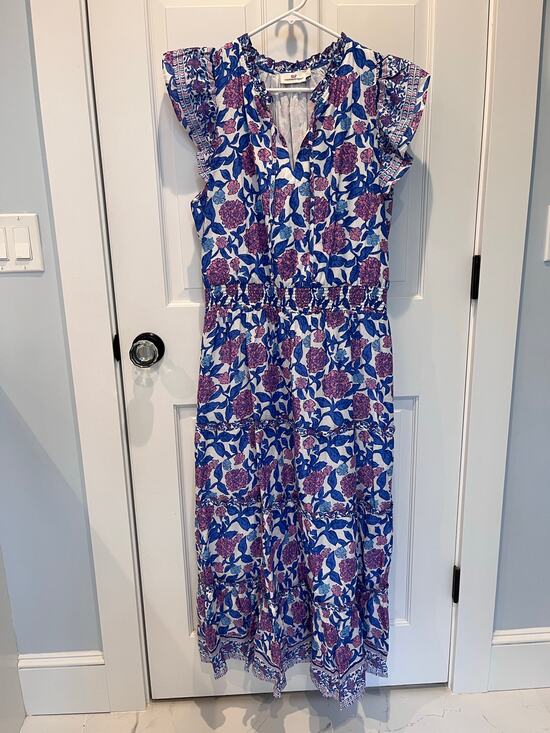 Vineyard Vines Dresses & Skirts - Vineyard Vines Printed Maxi Dress Hydrangea-White L